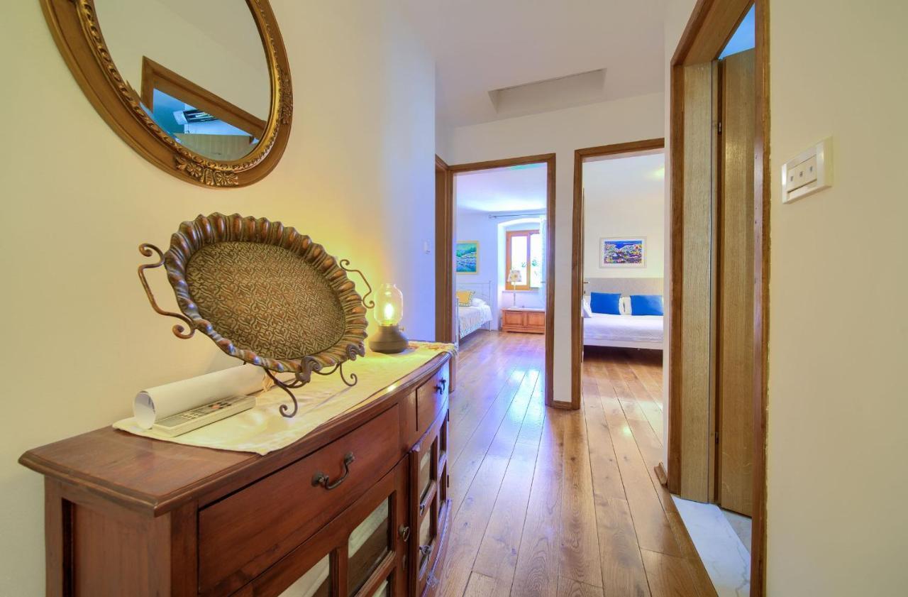 Holiday Home Lavanda Kornić Εξωτερικό φωτογραφία