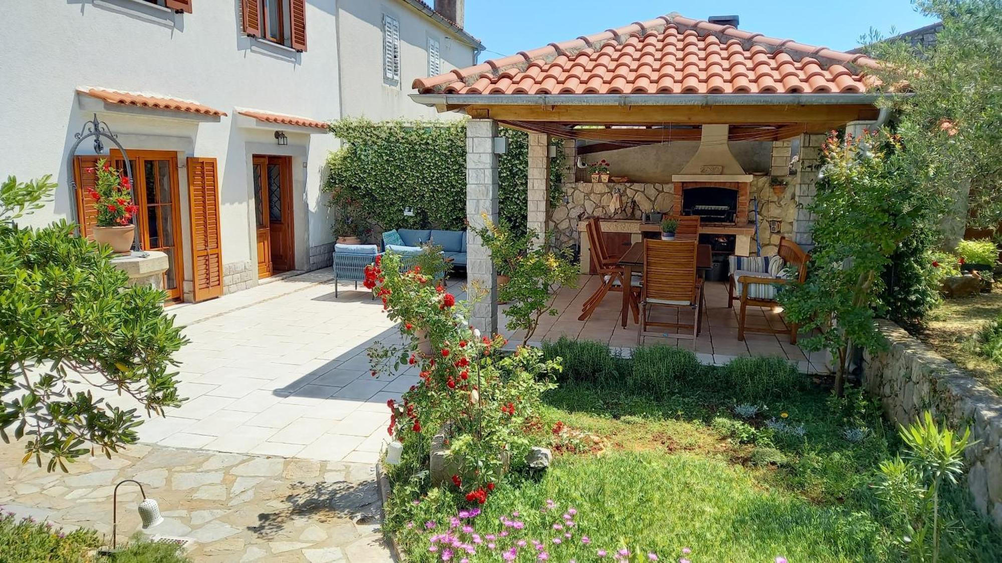 Holiday Home Lavanda Kornić Εξωτερικό φωτογραφία